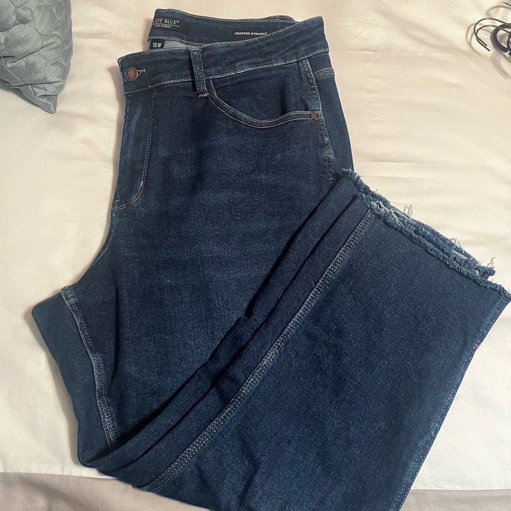 Judy Blue Cropped Straight Leg Jeans